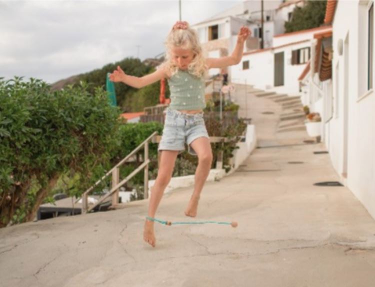 Ankle Swing Wooden Jump over the Rope