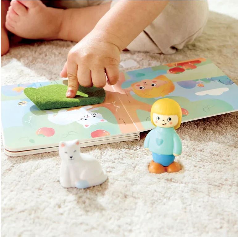 HapeLand The Cat's Rescue Storybook Playset
