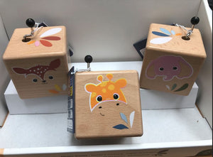Music Box Wooden Cube Speedy Monkey