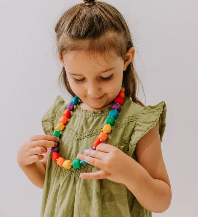 Princess & the Pea Necklace bright rainbow