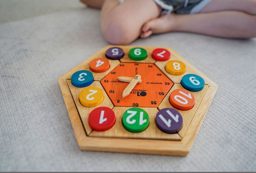 Q Toys Clock Puzzle