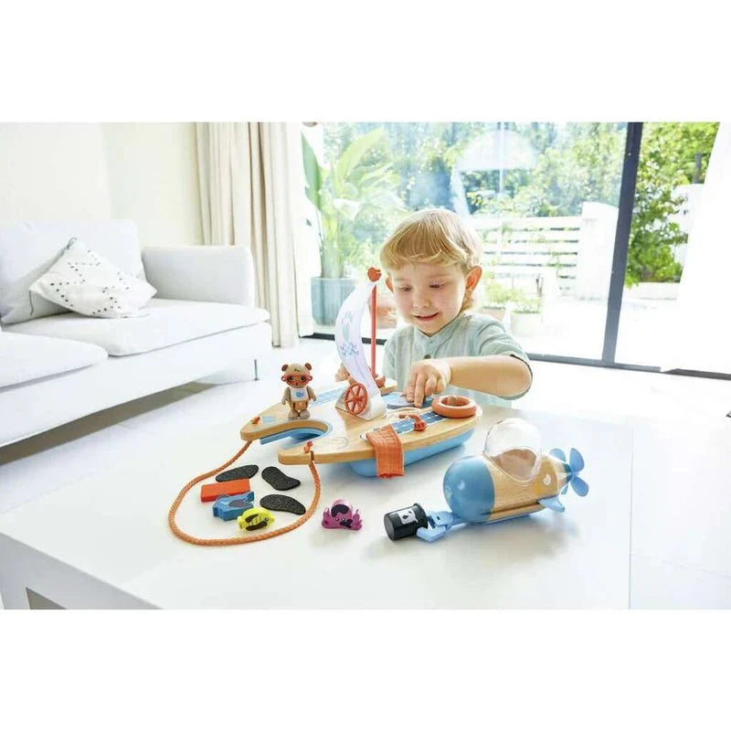 Hape Eco Catamaran Rescue Green Planet