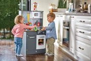 Hape Kitchen With Light And Sound