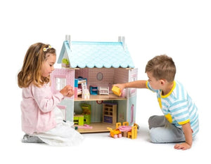 Blue Bird Cottage & Furniture Le Toy Van